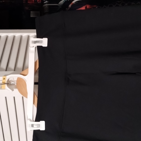 Active Crop yoga pants - Picture 3 of 8